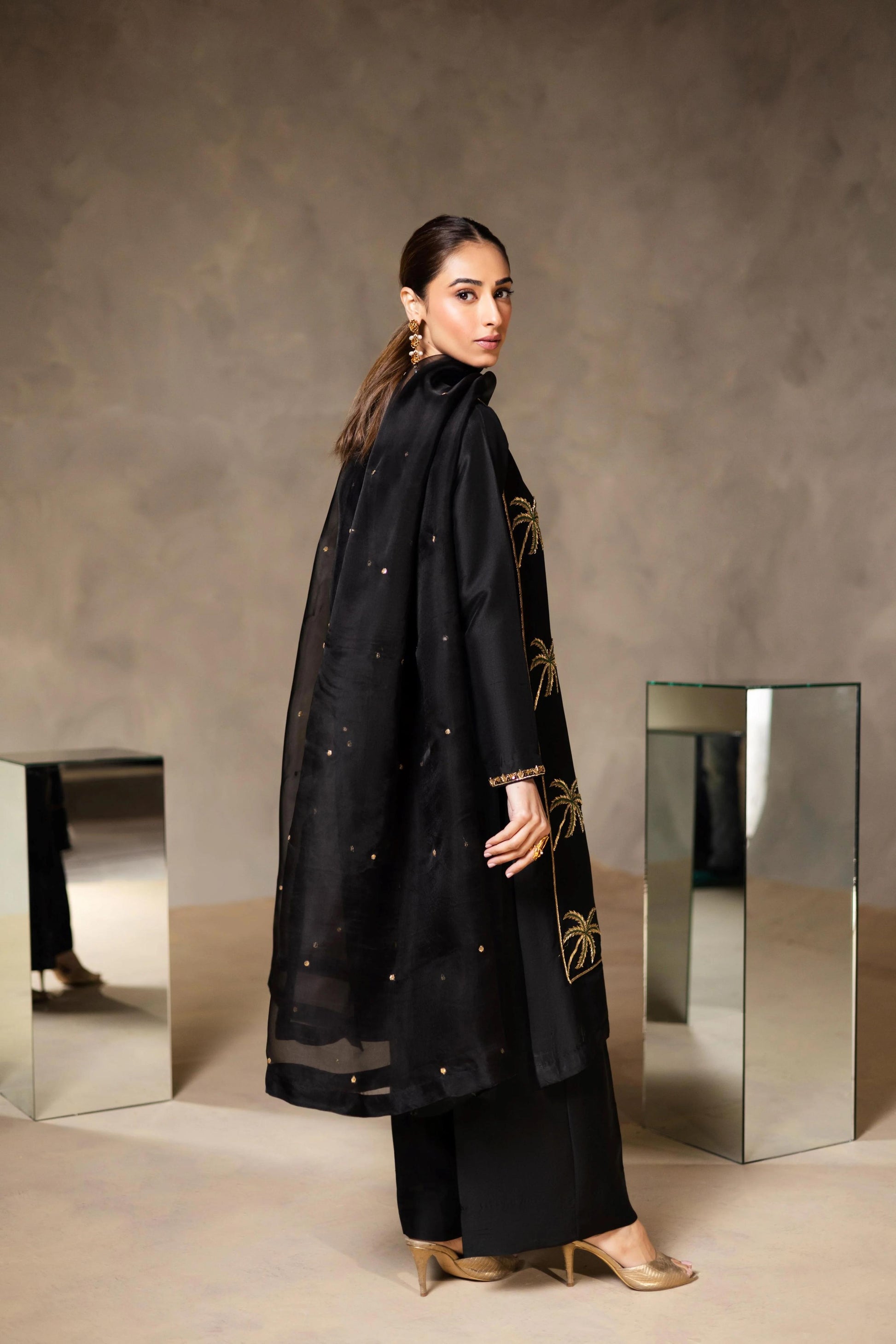 BLACK BERRY- PURE RAW SILK Choice Fabrics